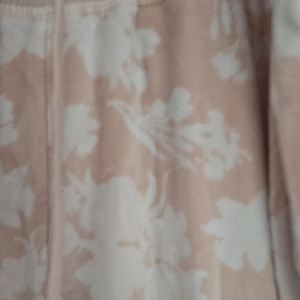 LuLaRoe Cozy Bethany Velour Sweatshirt/Cozy JAX Sweatpants Set - Picture 14 of 16
